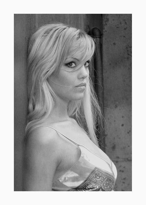 Monika Gl�ckler